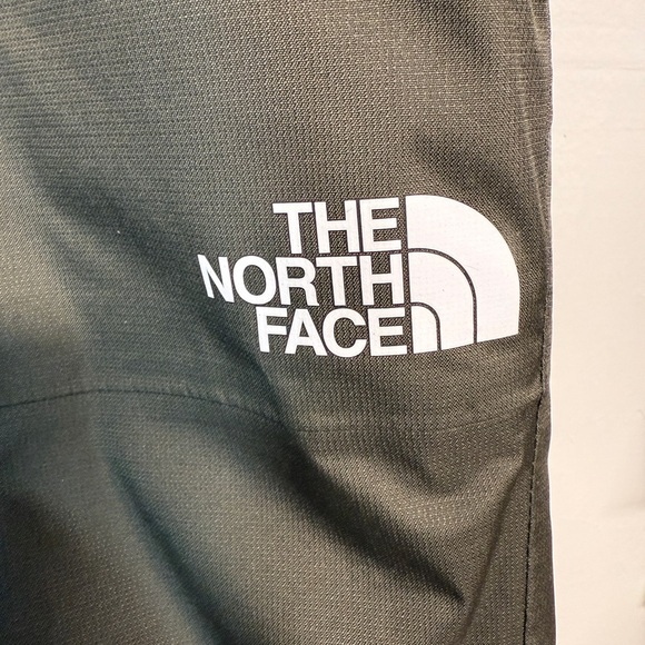 THE NORTH FACE Freedom Insulated Boys Snowboard Pants New Taupe Green Large - Picture 3 of 6